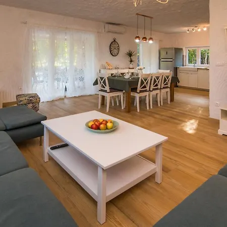 Harmony Villa *